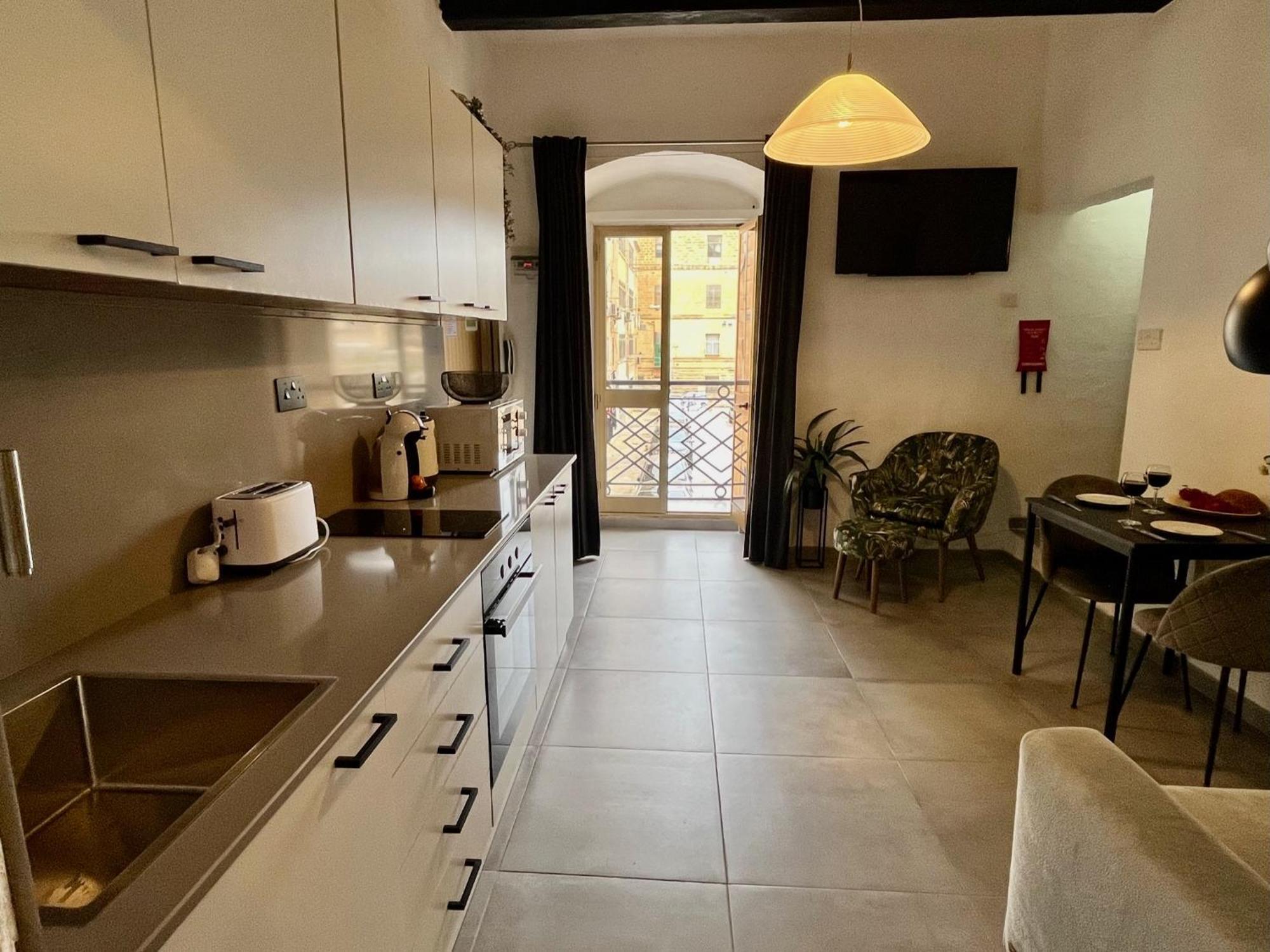 Cozy Flat. Swim Beach 2 Minutes Walk. The Old Valletta Mcri1-1 Esterno foto