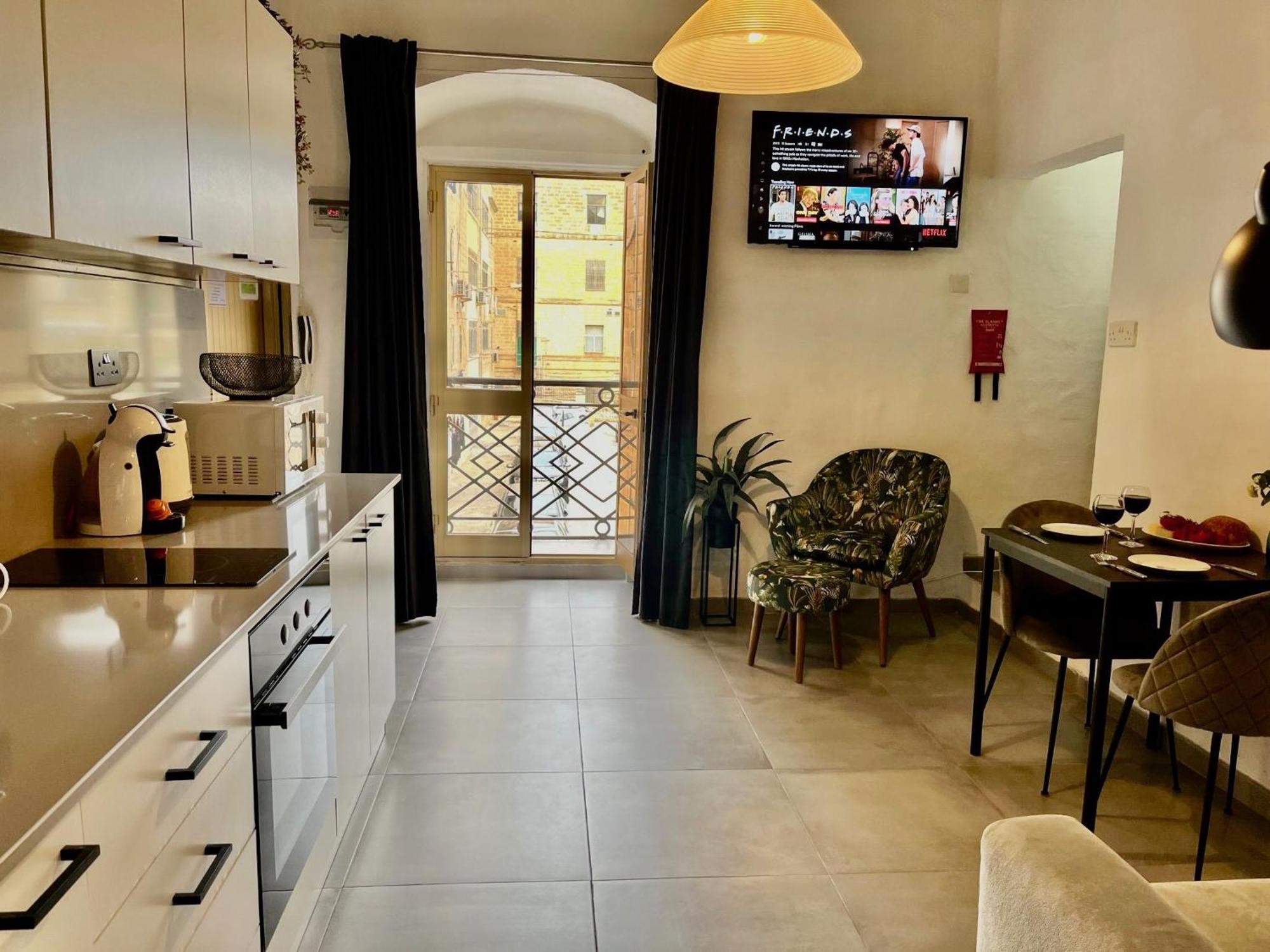 Cozy Flat. Swim Beach 2 Minutes Walk. The Old Valletta Mcri1-1 Esterno foto