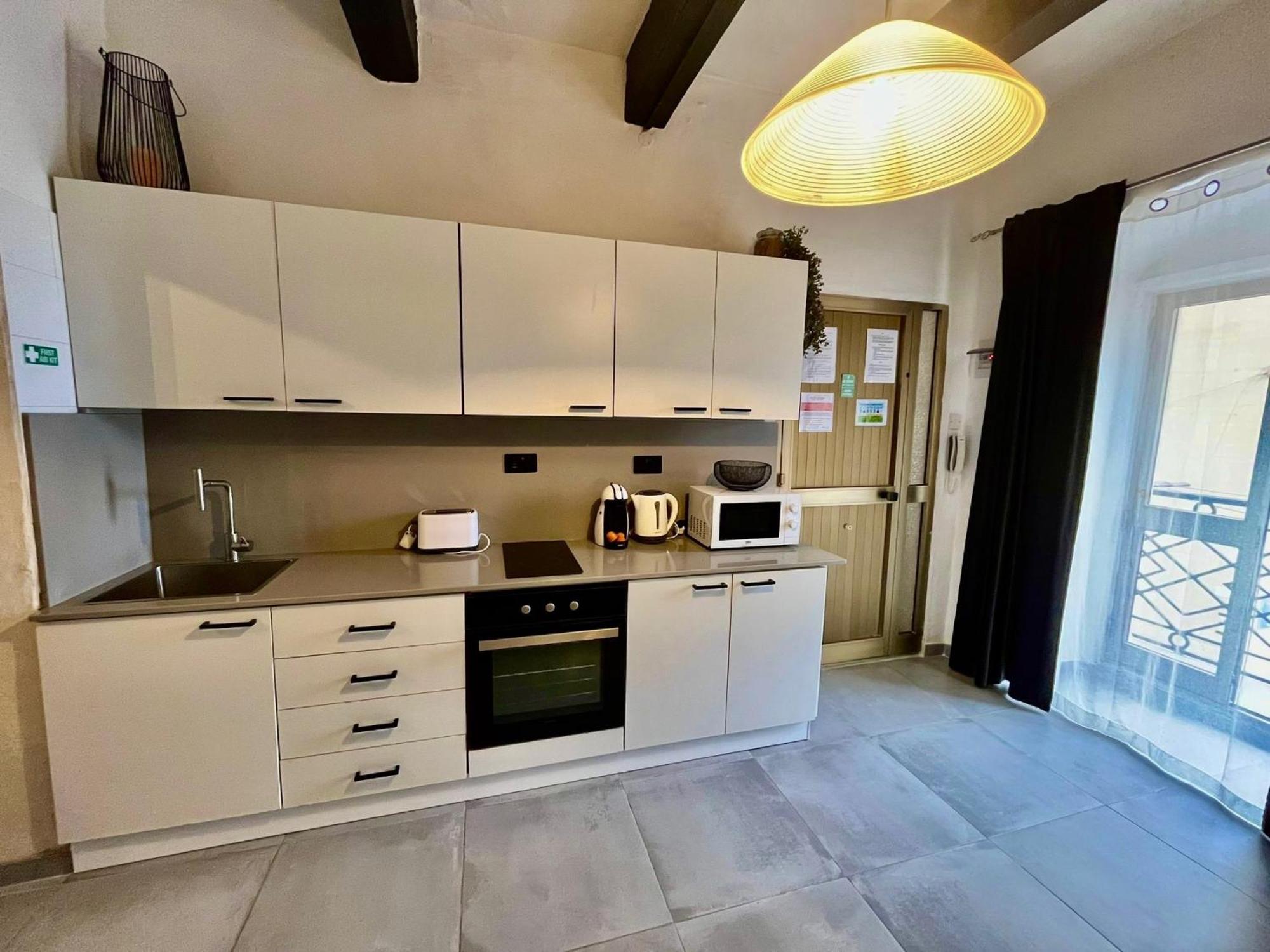 Cozy Flat. Swim Beach 2 Minutes Walk. The Old Valletta Mcri1-1 Esterno foto